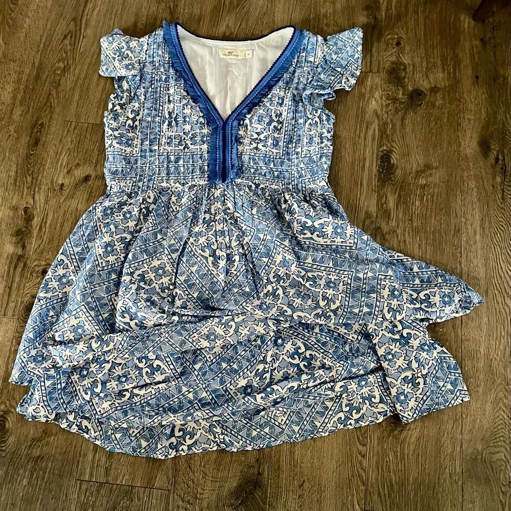 Vineyard Vines Blue Tile Scarf Print Tassel Trim Flutter Sleeve Dress Medium - Picture 4 of 6